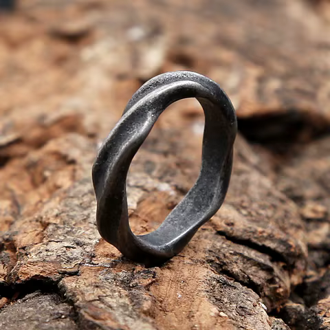 Punk Fashion 316L Stainless Steel Mobius Rings Gothic Vintage Simple Couples Finger Ring For Men Women Biker Jewelry Wholesale 8 best sales stainless steel biker rings - №2
