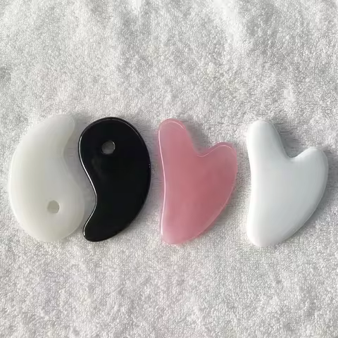 1pc Heart Shape SPA Massage Beeswax Gua sha Scraping Massage Scraper Face Massager Acupuncture Guasha Board Massager for face 10 best sales gusha facial - №9