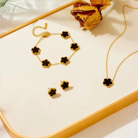 3 pieces of stainless steel plum blossom plant five leaf necklace, bracelet, earrings, women's jewelry set 6 best sales y2k earrings set - №2