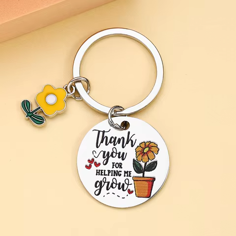 Thank you for helping me with my keychain, thank you to the teacher, and the best gift for family and friends 10 best sales thank you gifts - №10