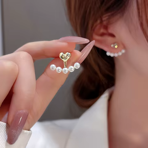 8 best sales cc pearl earrings - №1