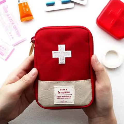 Home First Aid Small Medicine Kit Home Medicine Storage Travel Outdoor Mini Portable Small Box Medical First Aid Kit 6 best sales cute pill box - №1