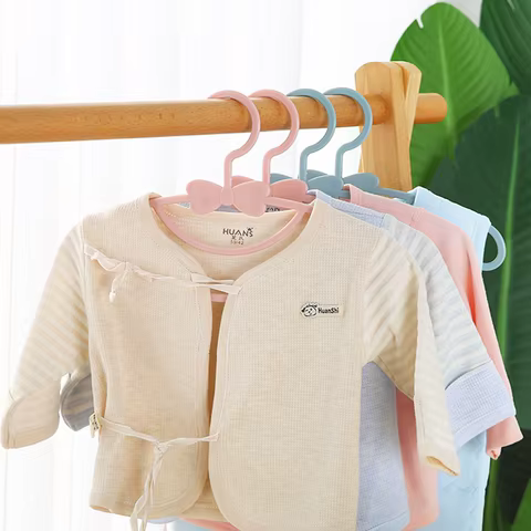 5-50Pcs Baby Hangers Plastic Kids Clothes Storage Hanger Rack for Nursery Children Hangers Toddler Infant Portable Coats Home 6 best sales hangers baby - №4