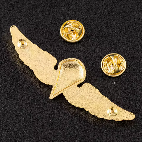 Flight Officer Wings Pins Golden Paratroopers Medal of Challenge Badges 8 best sales medals - №6