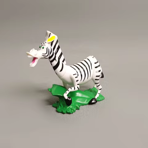 4pcs Disney Movie Madagascar Animal Lion Zebra Giraffe Collection Figures Anime Cartoon Cosplay PVC Model Dolls Kids Toys Gifts 12 best sales madagascar toy - №1