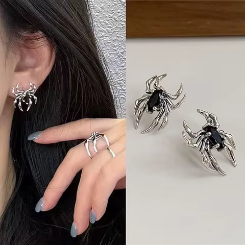 Silver Color Spider Stud Earrings for Women Unique Design Punk Personality Female Small Earrings Black Enamel Fashion Jewelry 10 best sales spider earrings - №5