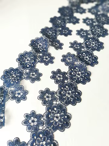 8 best sales blue trim - №3