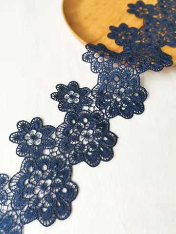 8 best sales blue trim - №3