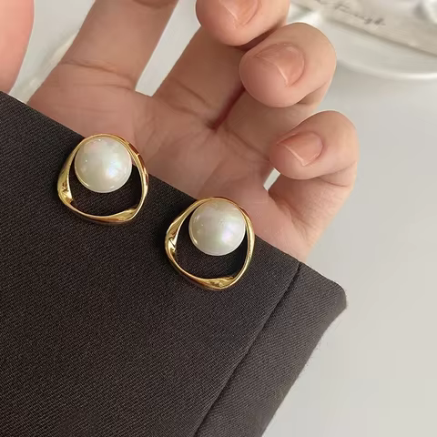 8 best sales fashion statement earrings - №3